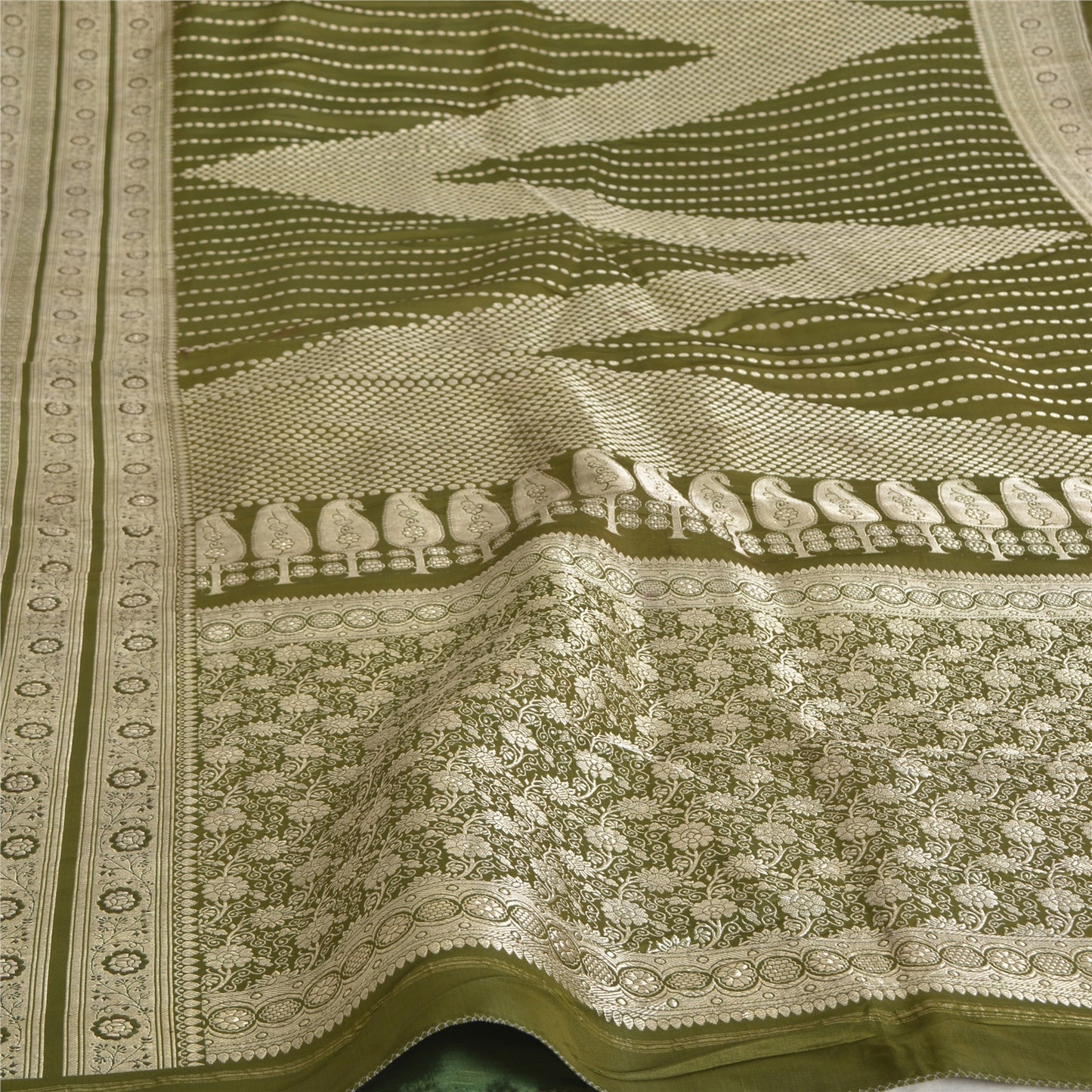 Sanskriti Vintage Sarees Green BrocadeBanarasi Zari Woven Pure Satin Sari Fabric