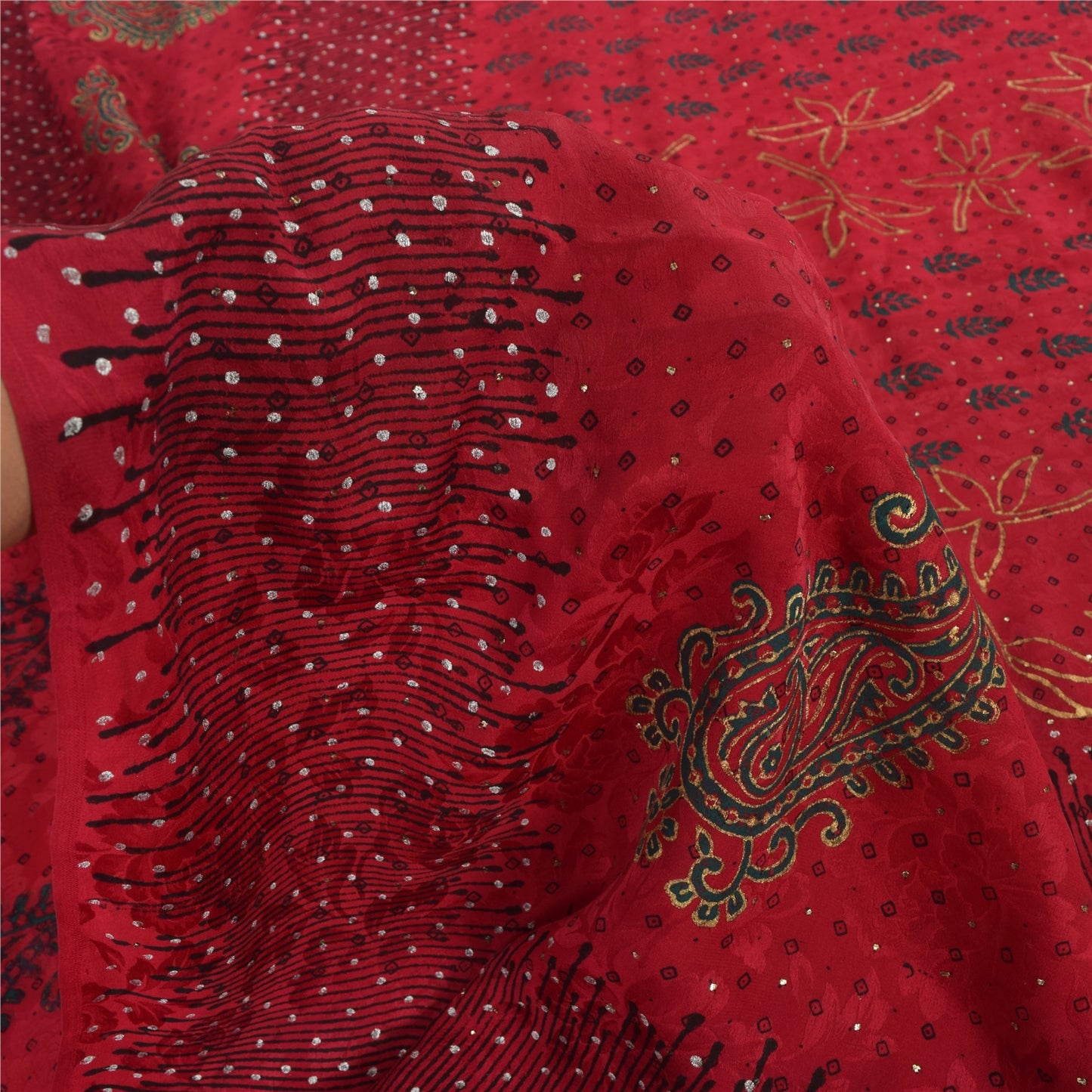 Sanskriti Vintage Sarees Red Mukesh/Sparkle Pure Crepe Printed Sari 6yd Fabric